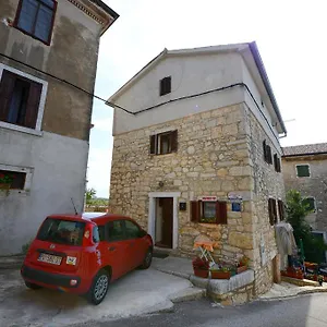 Maja Apartment